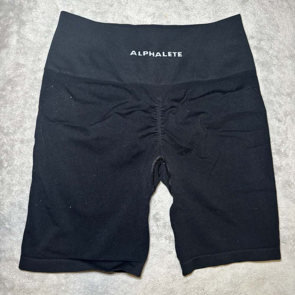 Alphalete Amplify Seamless Scrunch Biker Shorts in Black